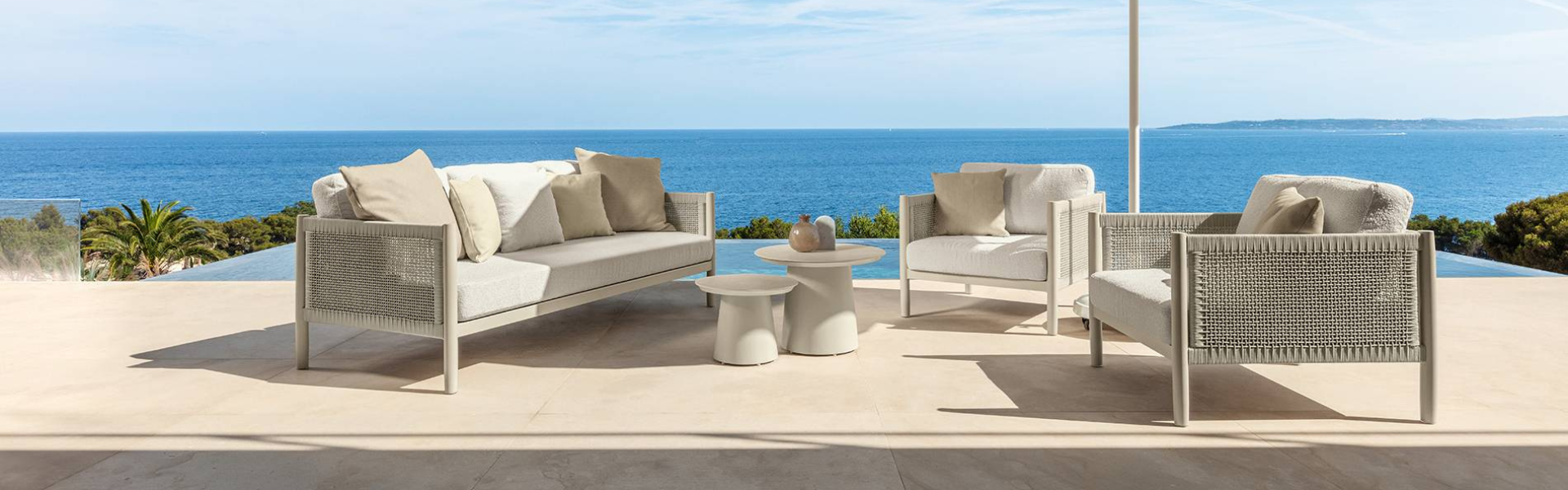 01 Talenti Dolcevita Alu slider desktop 3 seater sofa armchair coffee table black 01 Talenti Dolcevita Alu slider desktop 3 seater sofa armchair coffee table black