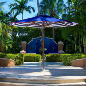 01 Tuuci Umbrellas Ocean Master Max Central Pole Classic Octagon