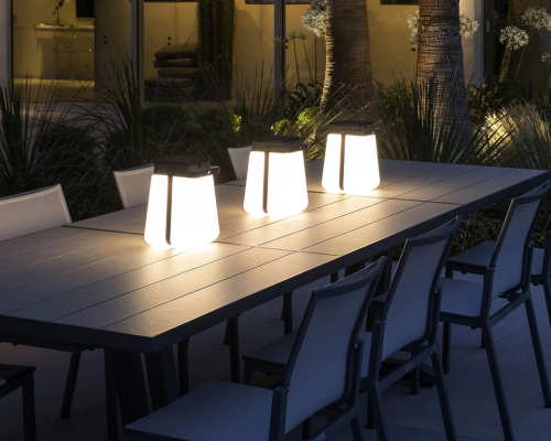 04 Les Jardins Bump Lantern slider desktop grey 04 Les Jardins Bump Lantern slider desktop grey