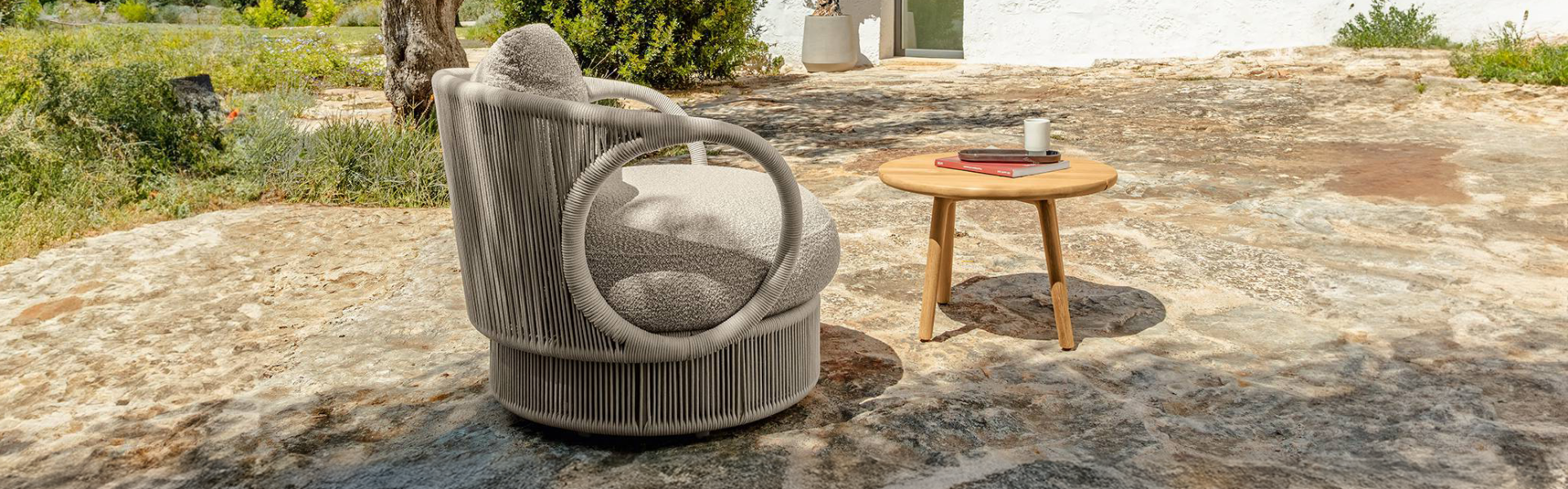 04 Talenti Karen slider desktop Swivel living armchair Coffe table 04 Talenti Karen slider desktop Swivel living armchair Coffe table