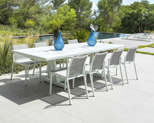 Les Jardins Amaka slider mobile 01 Extending table stackable chair