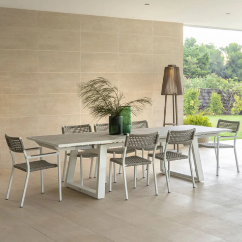 Les Jardins Rancho 04 Extendable Dining Table Stackable Chair