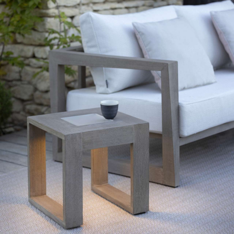 Les Jardins Rancho 05 Solar coffee table