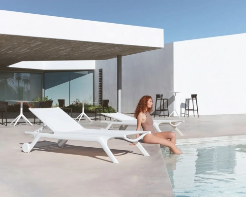 Vondom Africa Mobile slider 01